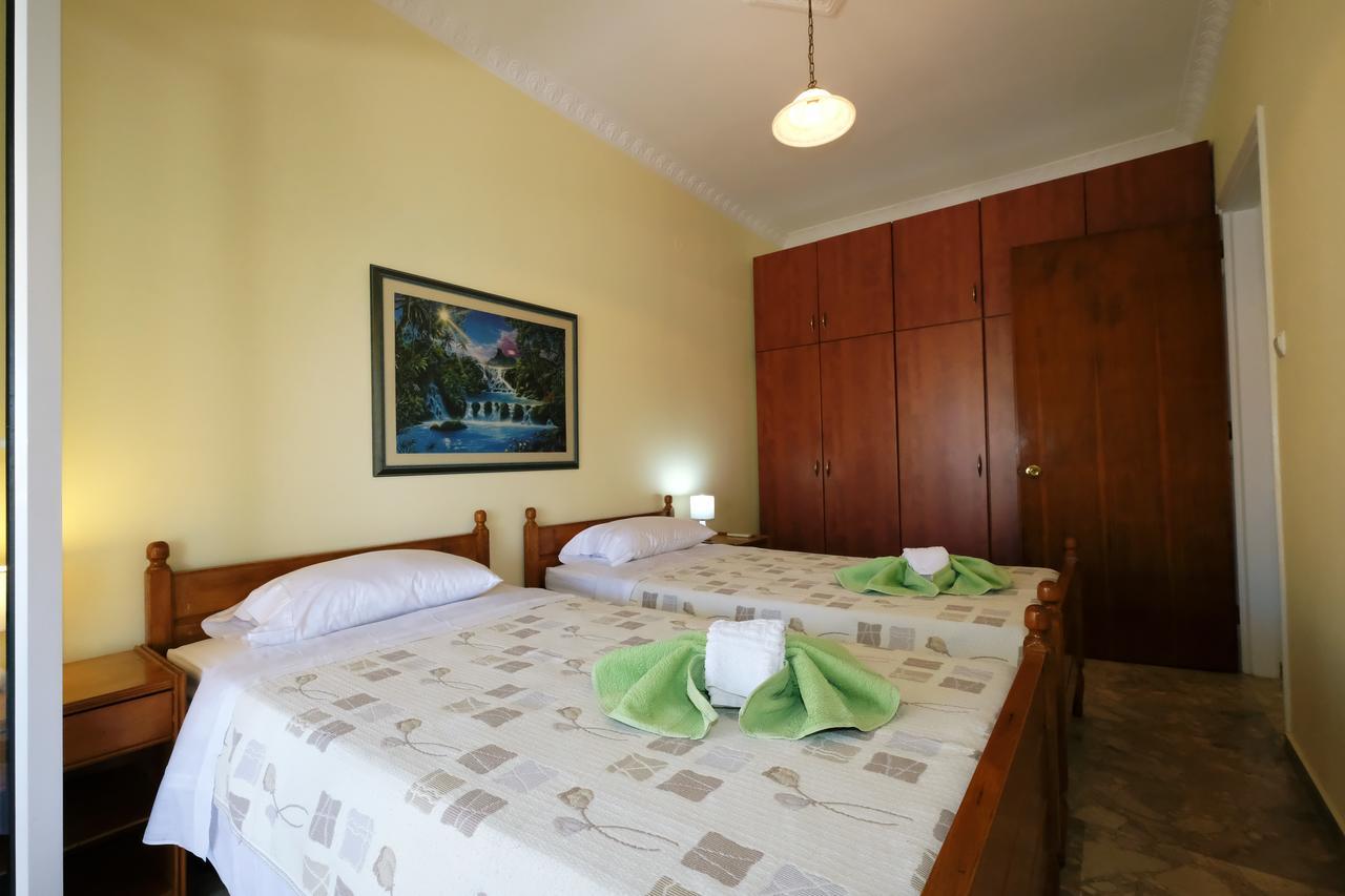 Apollo Pavilion Apartments Myrina Luaran gambar